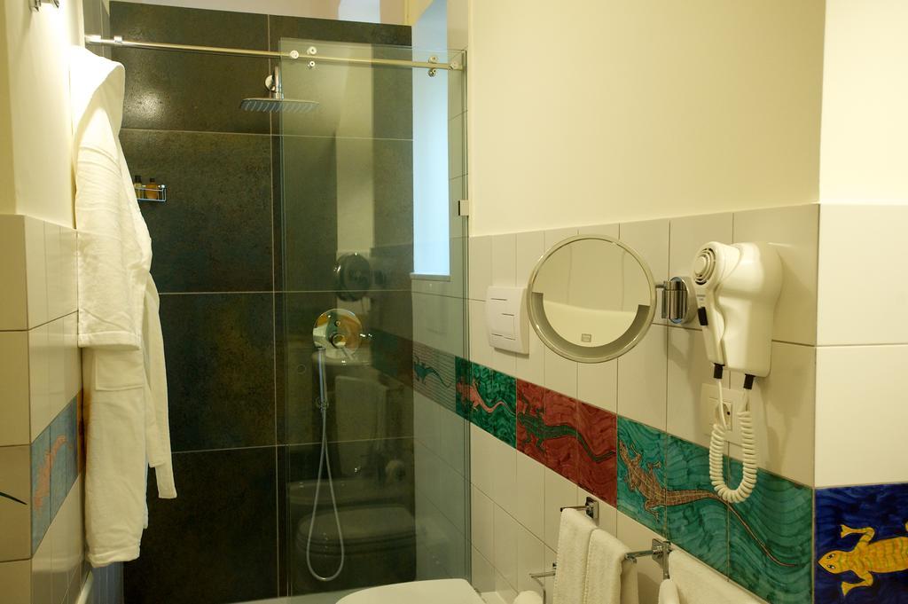Haripergo Apartments A Bridge For Amalfi Coast Salerno Room photo
