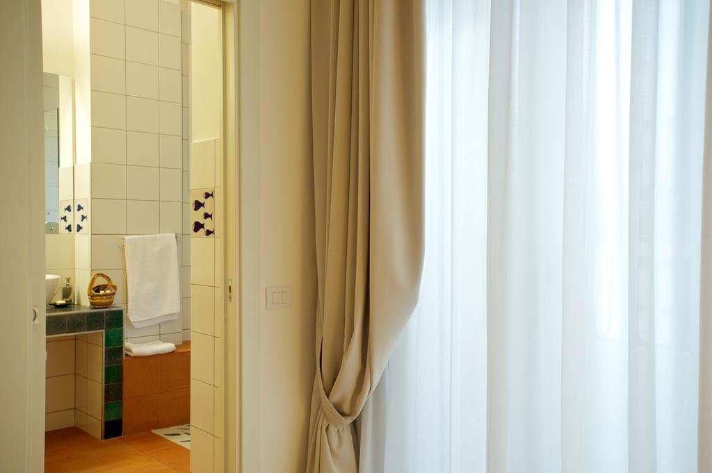 Haripergo Apartments A Bridge For Amalfi Coast Salerno Room photo